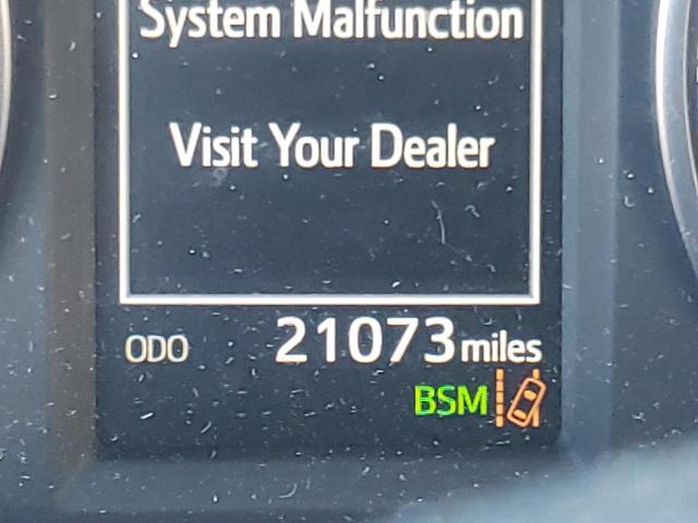 Photo 8 from auction – 2018 TOYOTA RAV4 ADVEN with VIN 2T3RFREV5JW719708