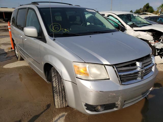 DODGE GRAND CARA 2010 with VIN 2D4RN5D15AR261207 - Photo from auction
