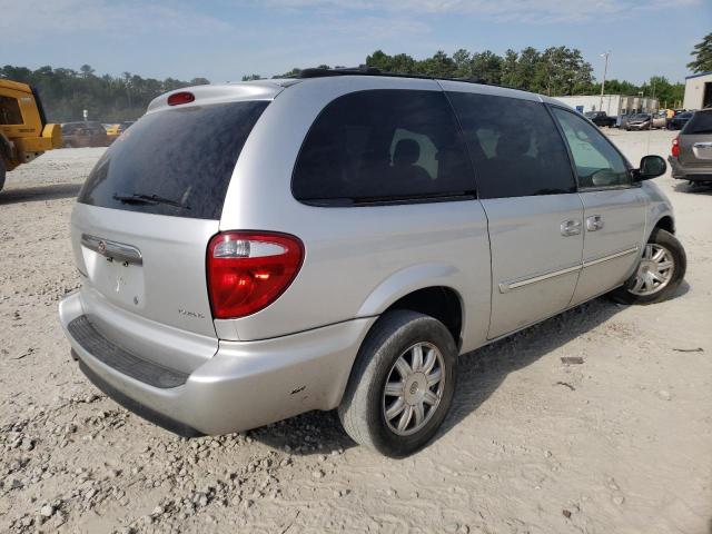 Photo 4 from auction – 2005 CHRYSLER TOWN & COU with VIN 2C4GP54L85R559689