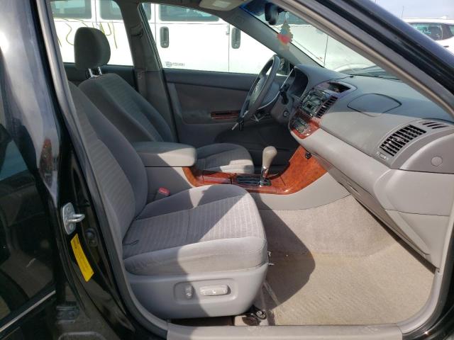 Photo 5 from auction – 2005 TOYOTA CAMRY LE with VIN 4T1BE30K35U079804