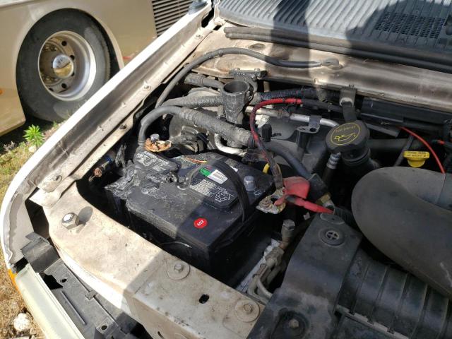 Photo 9 from auction – 2005 FORD ECONOLINE with VIN 1FDXE45S95HB25889