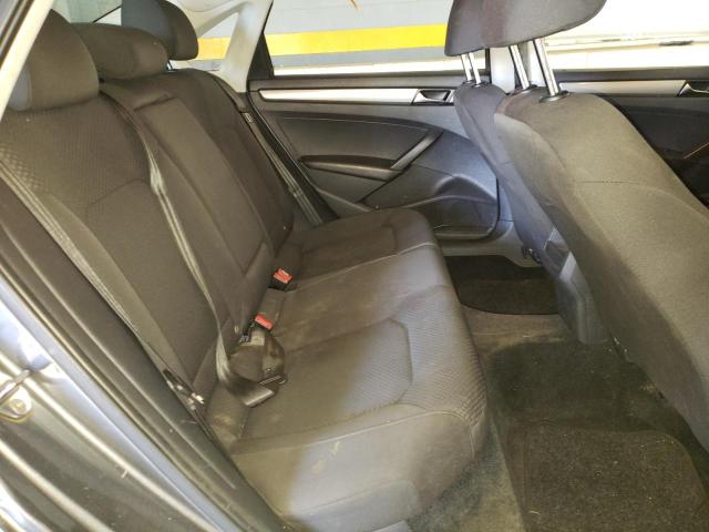 Photo 6 from auction – 2015 VOLKSWAGEN PASSAT S with VIN 1VWAT7A3XFC041771