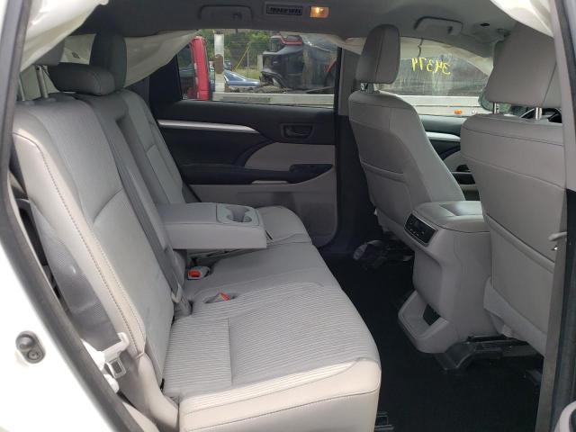 Photo 6 from auction – 2018 TOYOTA HIGHLANDER with VIN 5TDBZRFH4JS801187