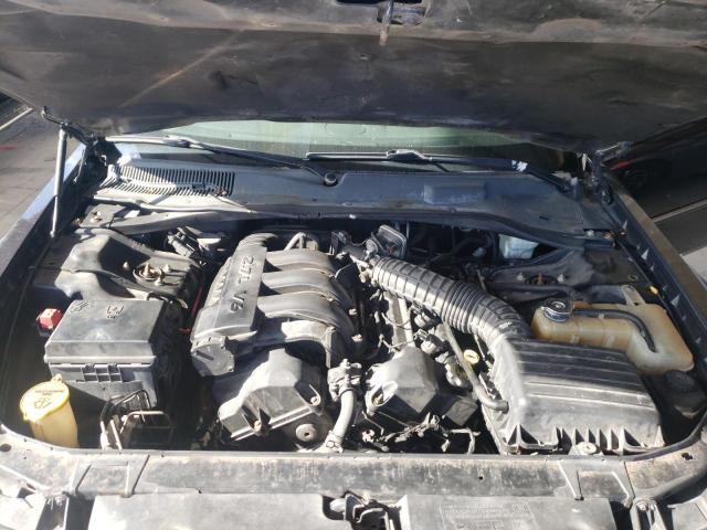 Photo 7 from auction – 2008 CHRYSLER 300 LX with VIN 2C3KA43R68H145725