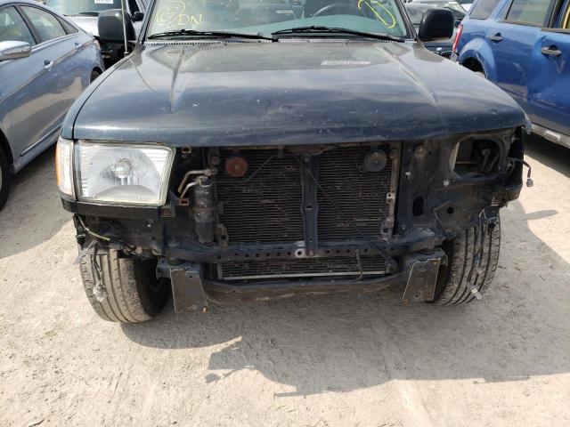 Photo 9 from auction – 2000 TOYOTA 4RUNNER SR with VIN JT3GN86R1Y0142569