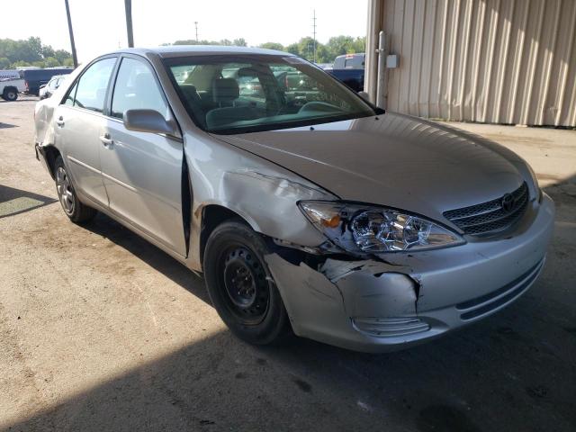 TOYOTA CAMRY LE 2004 with VIN 4T1BE32K64U820359 - Photo from auction