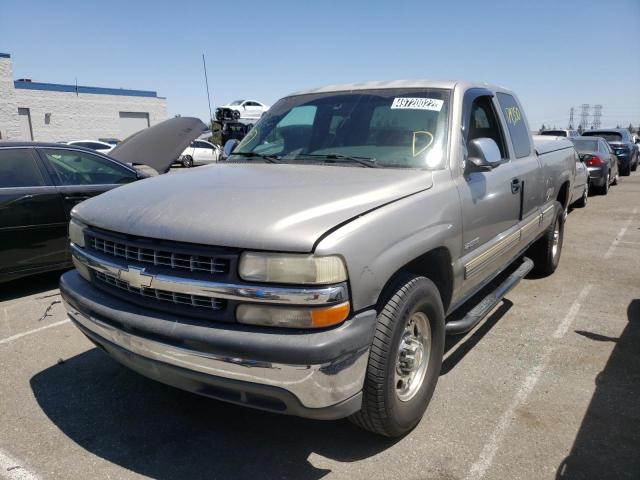 Photo 2 from auction – 2000 CHEVROLET SILVERADO with VIN 1GCFC29U2YE415127