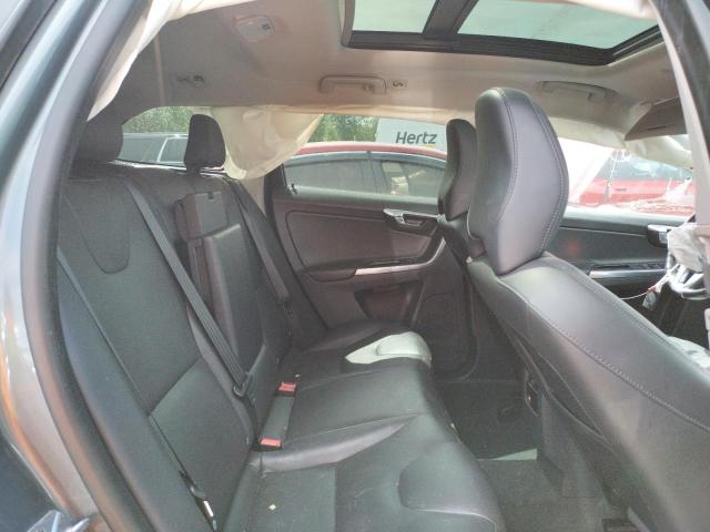 Photo 6 from auction – 2016 VOLVO XC60 T5 PR with VIN YV4612RK2G2782255