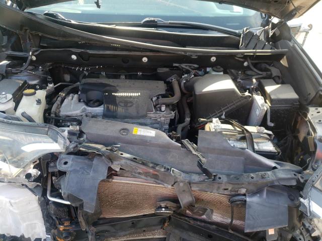 Photo 7 from auction – 2016 TOYOTA RAV4 LE with VIN 2T3BFREV2GW453848