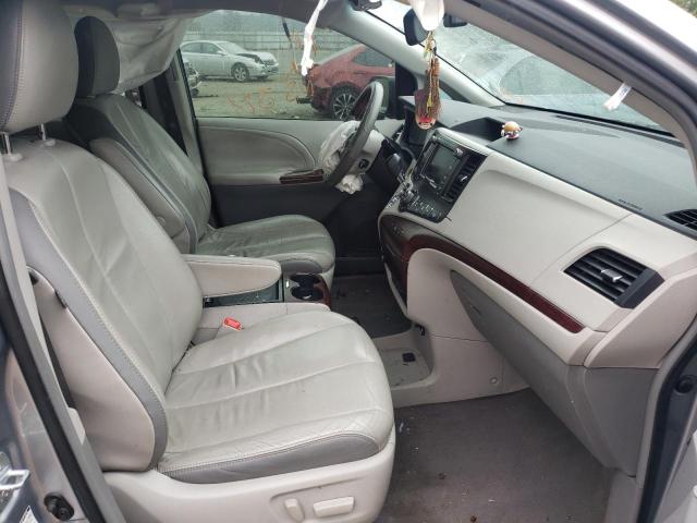Photo 5 from auction – 2011 TOYOTA SIENNA XLE with VIN 5TDDK3DC0BS009668