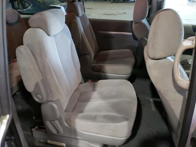 Photo 6 from auction – 2008 HYUNDAI ENTOURAGE with VIN KNDMC233786053913