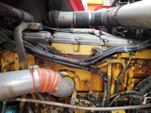 Photo 7 from auction – 2004 KENWORTH CONSTRUCTI with VIN 1XKWDB9X94R062464