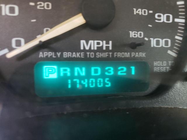 Photo 8 from auction – 2002 CHEVROLET SILVERADO with VIN 1GCHK24U32E128311