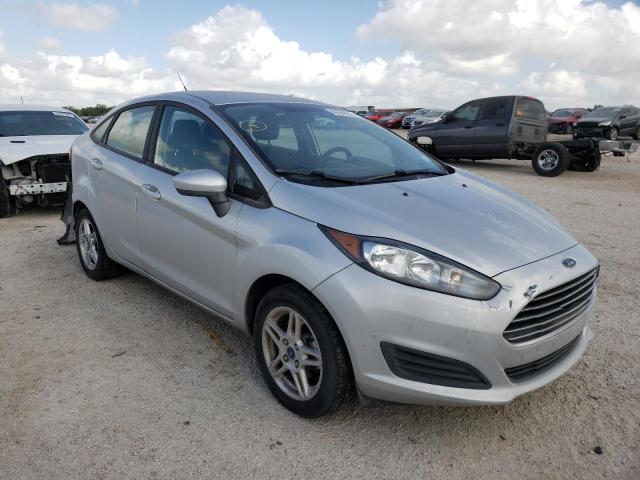 FORD FIESTA SE 2017 with VIN 3FADP4BJ4HM145034 - Photo from auction
