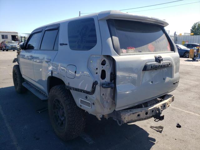 Photo 3 from auction – 2017 TOYOTA 4RUNNER SR with VIN JTEBU5JR8H5432434