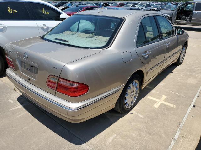 Photo 4 from auction – 2001 MERCEDES-BENZ E 320 with VIN WDBJF65J61B270376