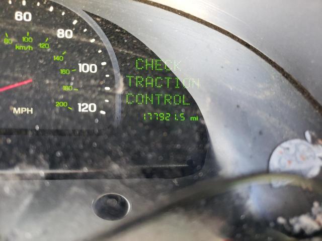 Photo 8 from auction – 2002 LINCOLN CONTINENTA with VIN 1LNHM97V82Y669002