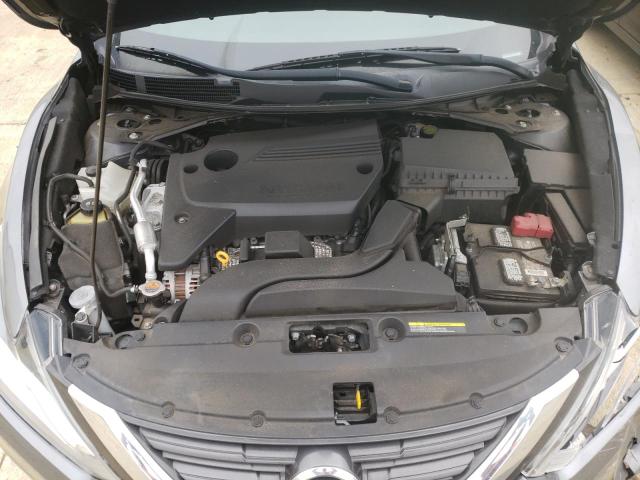 Photo 7 from auction – 2017 NISSAN ALTIMA 2.5 with VIN 1N4AL3AP4HC162108