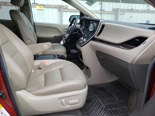 Photo 5 from auction – 2015 TOYOTA SIENNA XLE with VIN 5TDYK3DC6FS684013