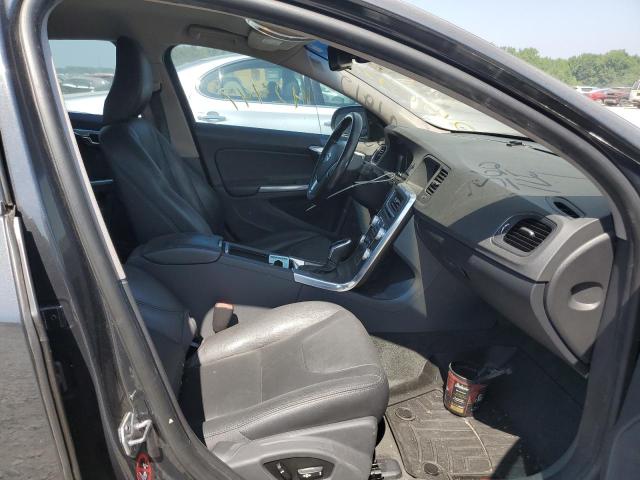 صورة رقم 5 من المزاد - 2015 VOLVO S60 مع VIN YV140MFJ3F2358015