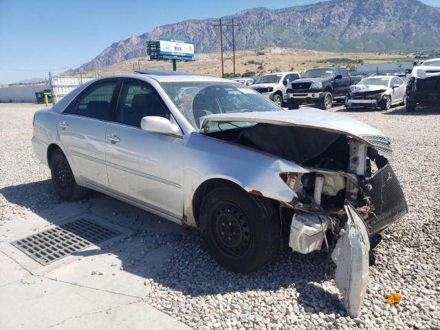 TOYOTA CAMRY LE 2004 with VIN 4T1BE32K74U925136 - Photo from auction