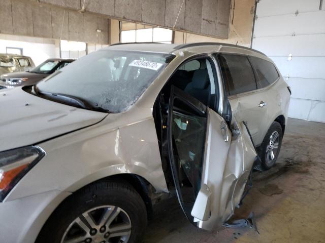 Photo 10 from auction – 2017 CHEVROLET TRAVERSE L with VIN 1GNKRGKD0HJ161999