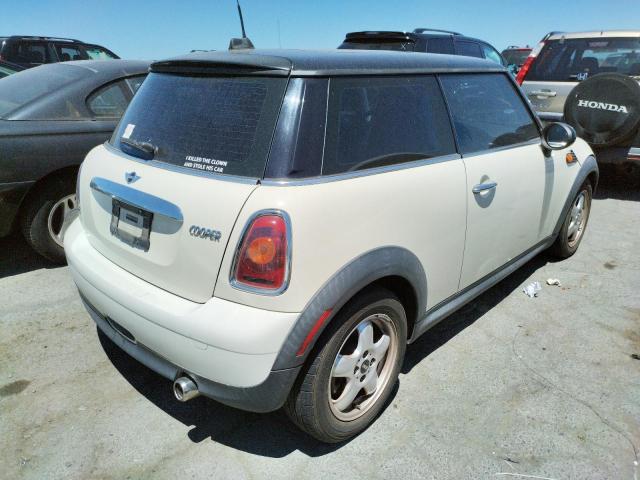 Photo 4 from auction – 2007 MINI COOPER with VIN WMWMF33577TT56508