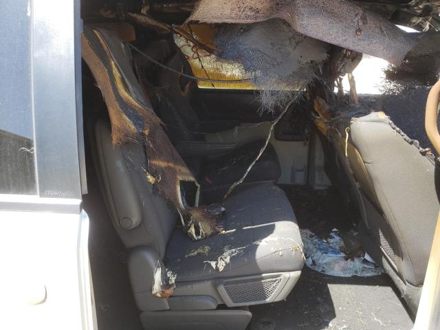Photo 6 from auction – 2010 DODGE GRAND CARA with VIN 2D4RN4DE2AR326351