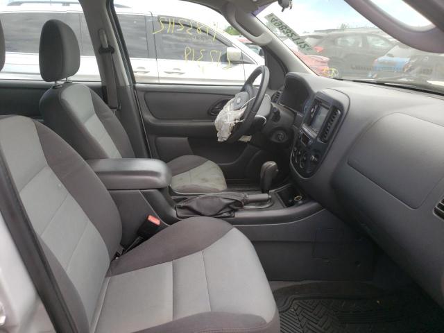 Photo 5 from auction – 2005 FORD ESCAPE XLS with VIN 1FMYU02Z05DA20859