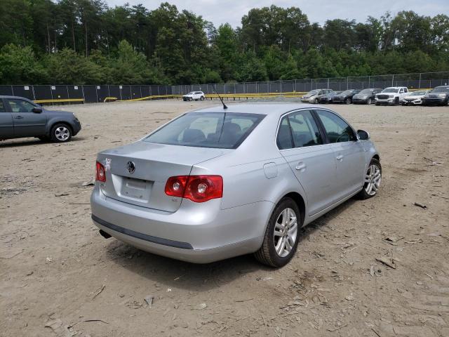Photo 4 from auction – 2007 VOLKSWAGEN JETTA WOLF with VIN 3VWEF71K57M187673