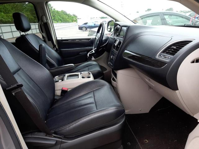 Photo 5 from auction – 2014 CHRYSLER TOWN & COU with VIN 2C4RC1BG4ER144002