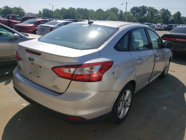 Foto 4 de la subasta – 2014 FORD FOCUS SE con VIN 1FADP3F27EL182251