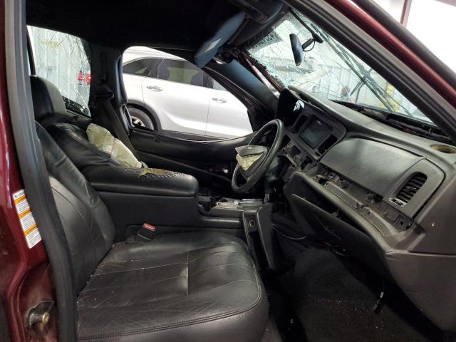 Photo 5 from auction – 2004 FORD CROWN VICT with VIN 2FAHP74W24X101480