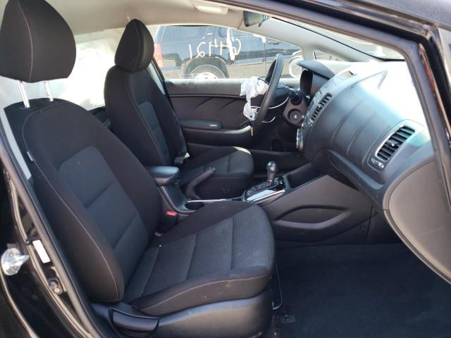 Photo 5 from auction – 2017 KIA FORTE LX with VIN 3KPFK4A78HE076785