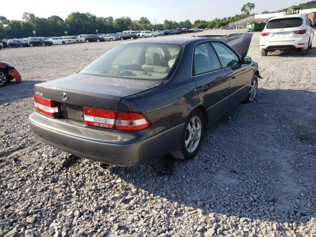 Photo 4 from auction – 2001 LEXUS ES 300 with VIN JT8BF28G010302067