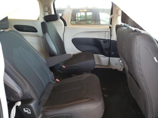 Photo 6 from auction – 2018 CHRYSLER PACIFICA T with VIN 2C4RC1DGXJR183863