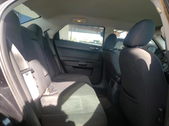 Photo 6 from auction – 2008 CHRYSLER 300 LX with VIN 2C3KA43R68H145725