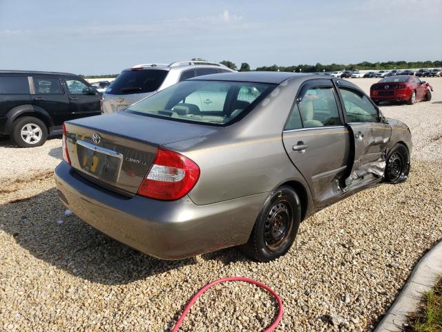 Photo 4 from auction – 2004 TOYOTA CAMRY LE with VIN 4T1BE32KX4U839738
