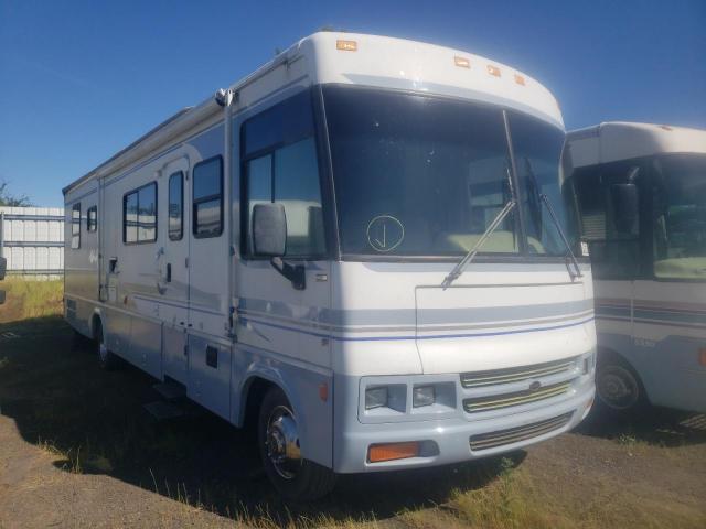 FORD MH 2000 with VIN 3FCNF53S5YJA07762 - Photo from auction