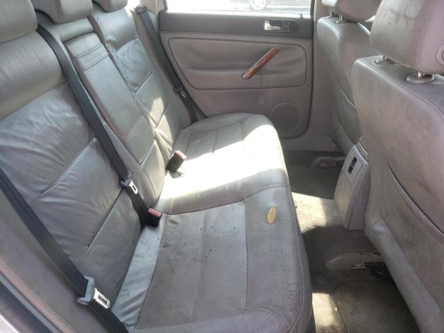 Photo 6 from auction – 2004 VOLKSWAGEN PASSAT GLS with VIN WVWPD63BX4P153243