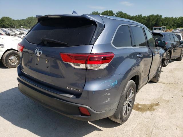 Photo 4 from auction – 2019 TOYOTA HIGHLANDER with VIN 5TDJZRFH5KS954884