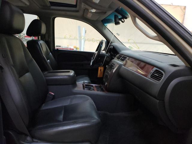 Photo 5 from auction – 2011 CHEVROLET AVALANCHE with VIN 3GNTKGE37BG319405