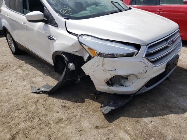 Photo 9 from auction – 2017 FORD ESCAPE SE with VIN 1FMCU0GDXHUC27058