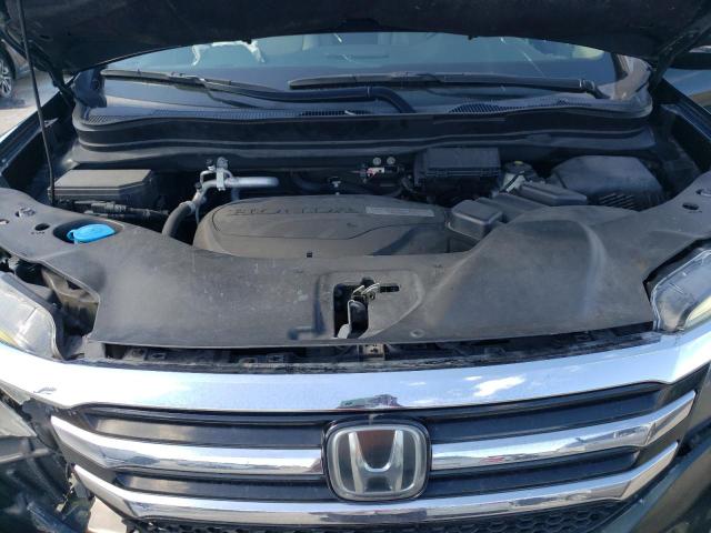 Photo 7 from auction – 2017 HONDA PILOT TOUR with VIN 5FNYF5H98HB010466