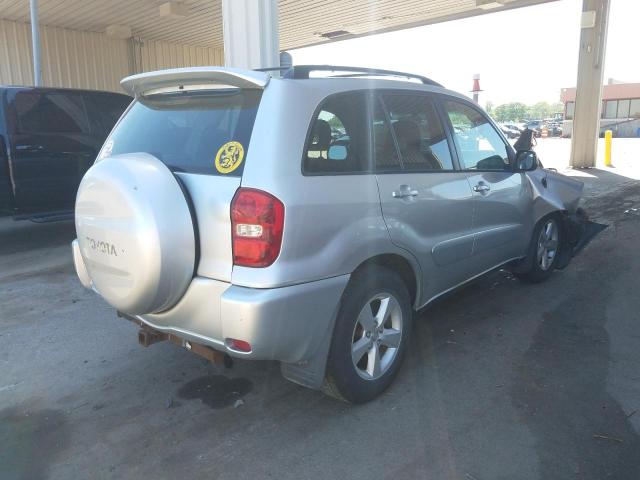 Photo 4 from auction – 2005 TOYOTA RAV4 with VIN JTEGD20V050068621