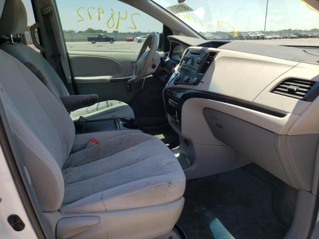 Photo 5 from auction – 2012 TOYOTA SIENNA LE with VIN 5TDKK3DC9CS177964