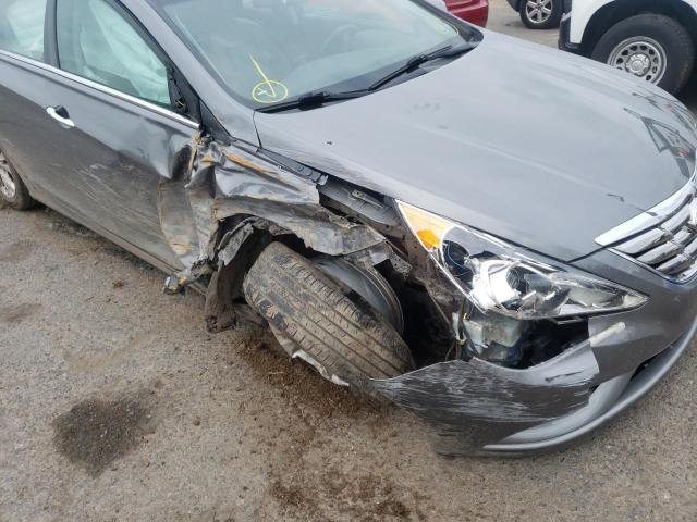 Photo 9 from auction – 2013 HYUNDAI SONATA SE with VIN 5NPEC4AC4DH619657