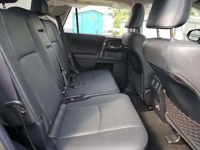 Photo 6 from auction – 2020 TOYOTA 4RUNNER SR with VIN JTEBU5JR0L5831220