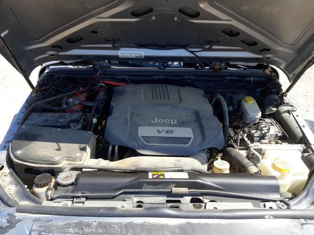Photo 7 from auction – 2015 JEEP WRANGLER U with VIN 1C4BJWDG2FL560514