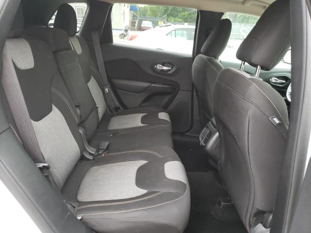 Photo 6 from auction – 2014 JEEP CHEROKEE L with VIN 1C4PJLCB1EW126592